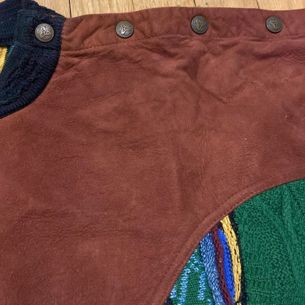 Rare Vintage Coogi 3D Textured Knit Sweater with Suede Detail - Picture 3 of 16
